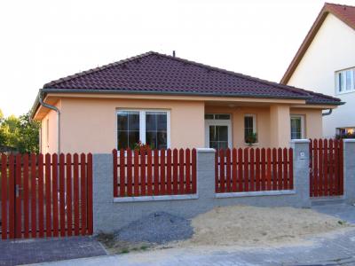 obrázek - pohled_z_ulice.jpg