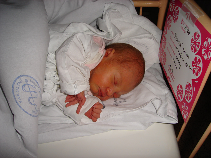 Anna 11.8.2006<br/>maminka Bberi<br/>.